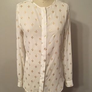 Blouse with gold diamond pattern